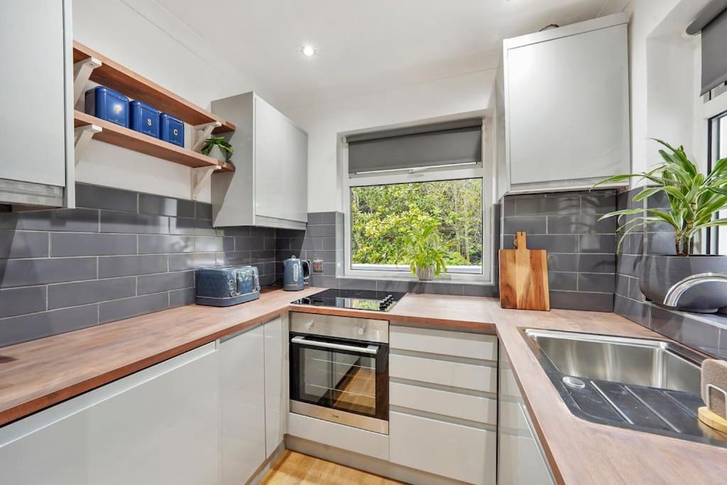 Stylish Maisonette Near The Heath With Free Parking & Wi-Fi 梅德斯通 外观 照片